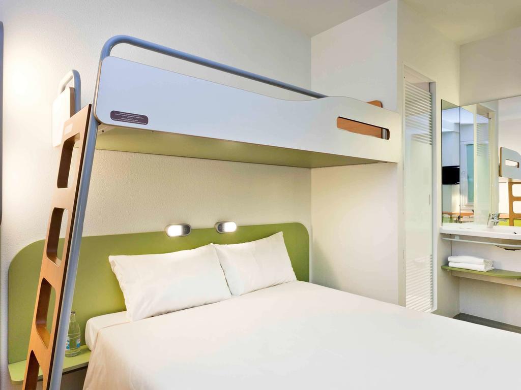 Ibis Budget Amberieu En Bugey/Chateau Gaillard A42 Екстер'єр фото